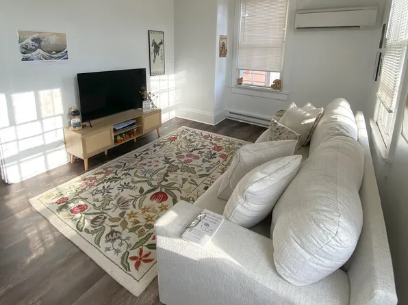 117 N Walnut St, Milford, DE 19963