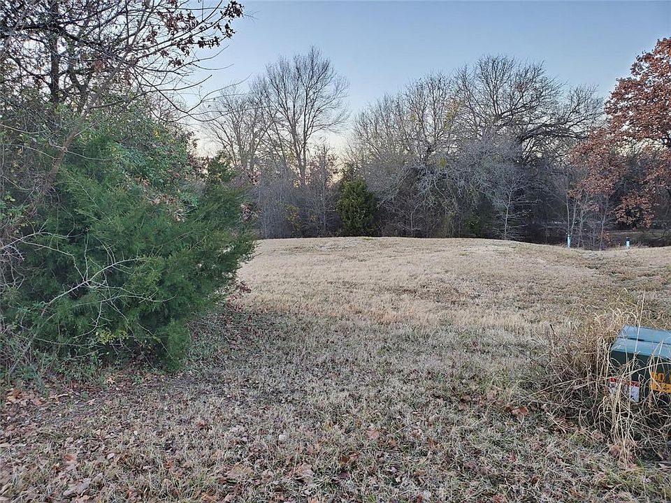 1st image of 728 Hillburn Dr