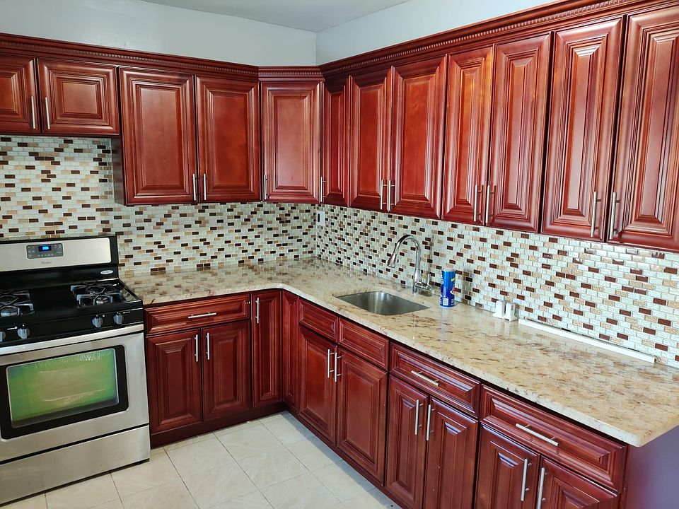 1st image of 90-31 185th St #2