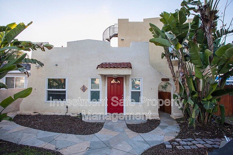 1st image of 1822 Palm Ave