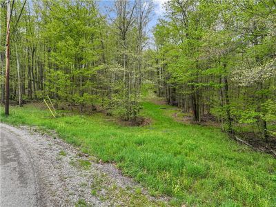 C5 S Peninsula Dr, Central City, PA, 15926