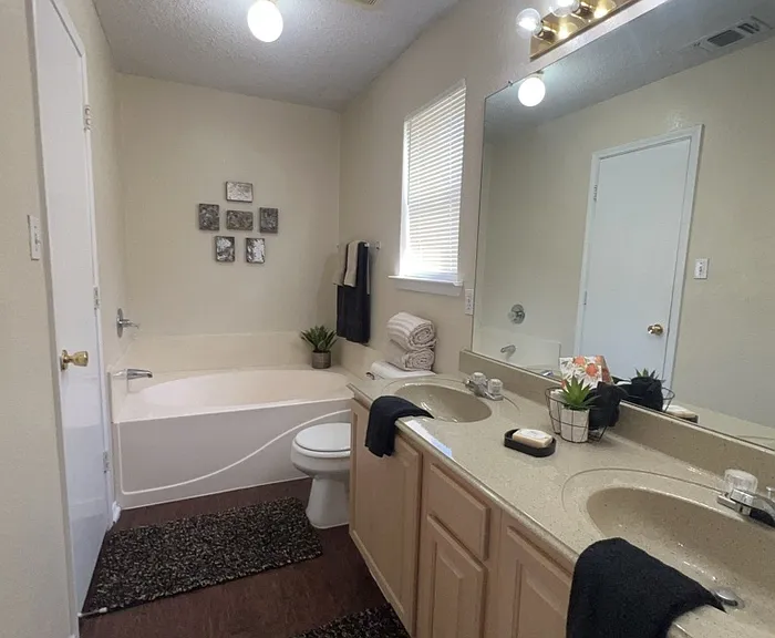 10409 Pleasant Mound Dr — Photo 14