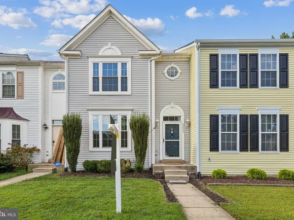 5099 Lands End Ct, Dumfries, VA 22025