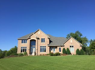 19 Bayhill Rd, White Bear Lake, MN 55110