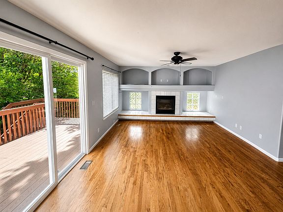 4th image of 10232 Jill Ave
