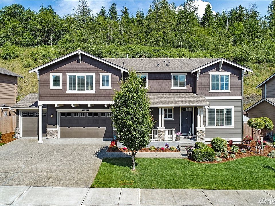 1st image of 10504 174th Ave E