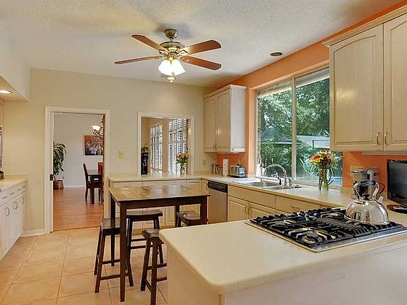 5th image of 5445 Wimbledon Ct