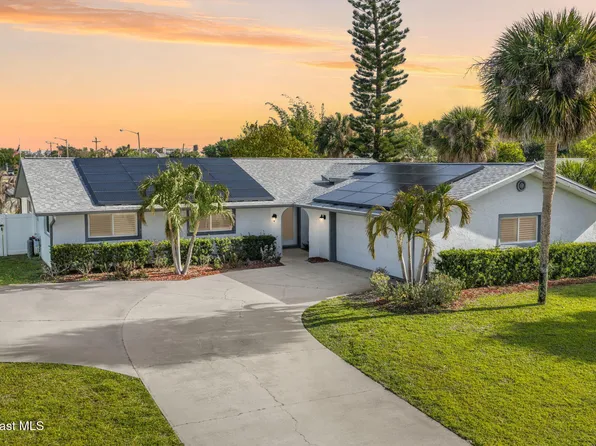 310 Franklyn Ave, Indialantic, FL 32903