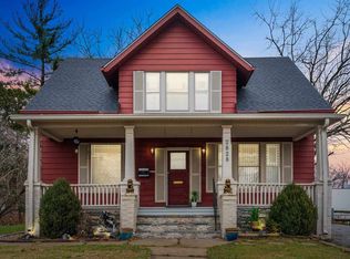 2828 16th St, Moline, IL 61265
