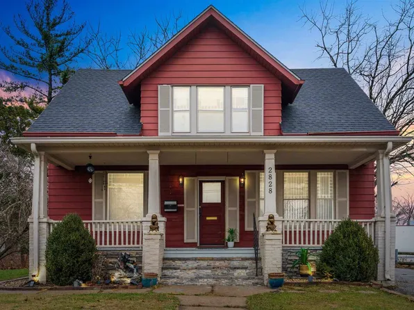 2828 16th St, Moline, IL 61265