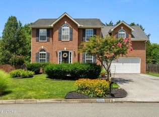 5405 Holly Ridge Ln, Knoxville, TN 37931