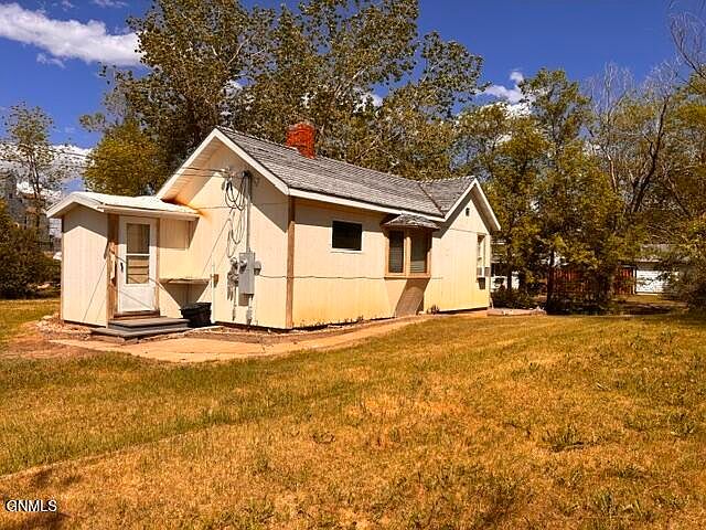 1st image of 201 Montana St