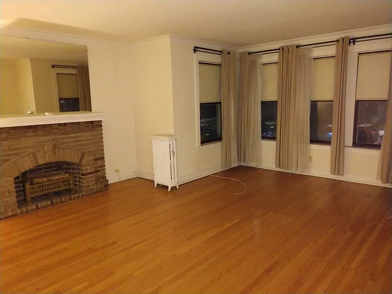 5735 N Campbell Ave #1 — Photo 2