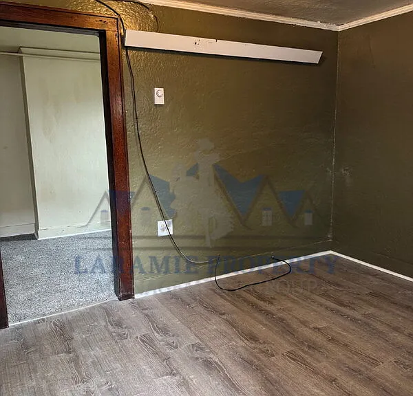 511 1/2 Lewis St — Photo 8