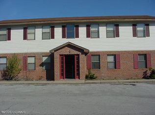 210 Shipman Rd #C, Havelock, NC 28532