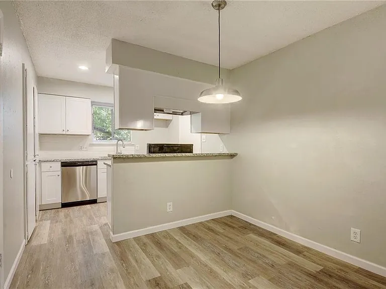 2311 Teri Rd #B — Photo 7