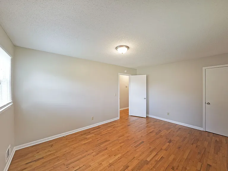 251 Hog Farm Cir — Photo 15