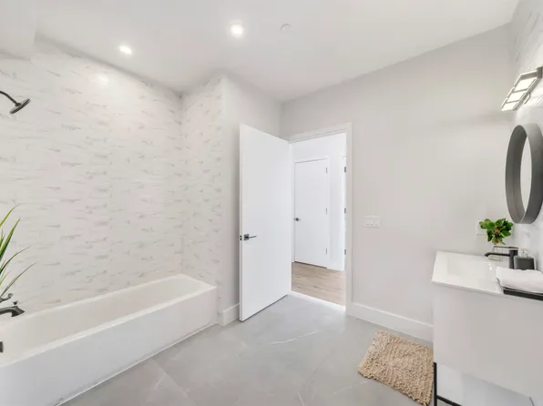 3601 Liberty Avenue image 14 of 21