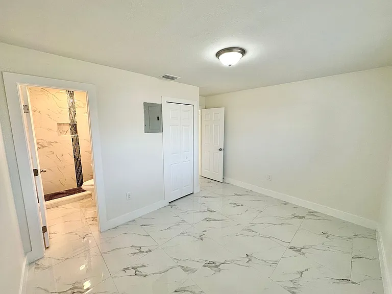 P (Stanton 1285 S Alhambra Cir) — Photo 11