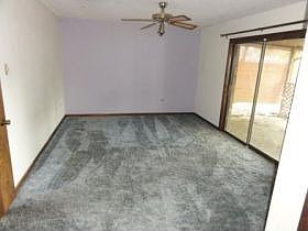 5th image of 127 Glenhill Dr