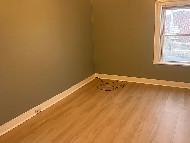 623 Coffeen St #B — Photo 2