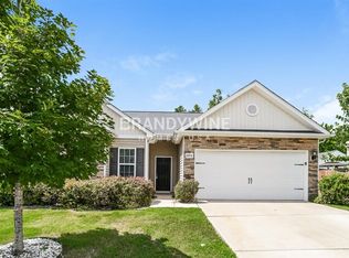 8928 Avery Meadows Dr, Charlotte, NC 28216