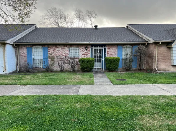 8372 Leamont Dr, Houston, TX 77072