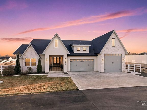 2nd image of 14947 Red Barn Ct