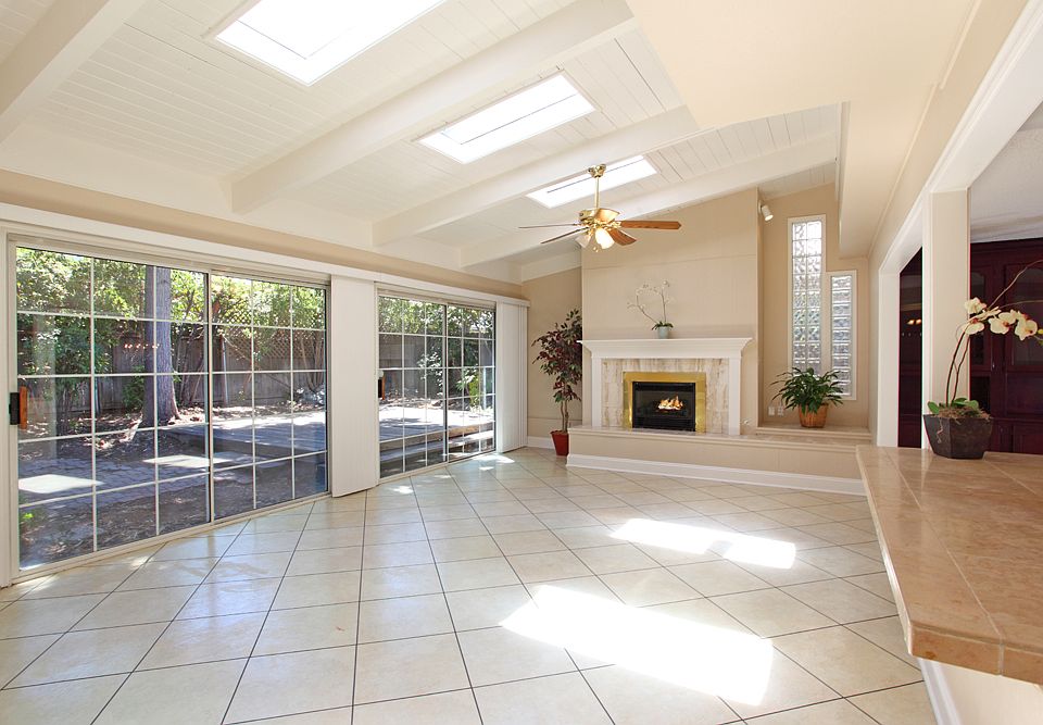 1st image of 3606 Mulholland Way