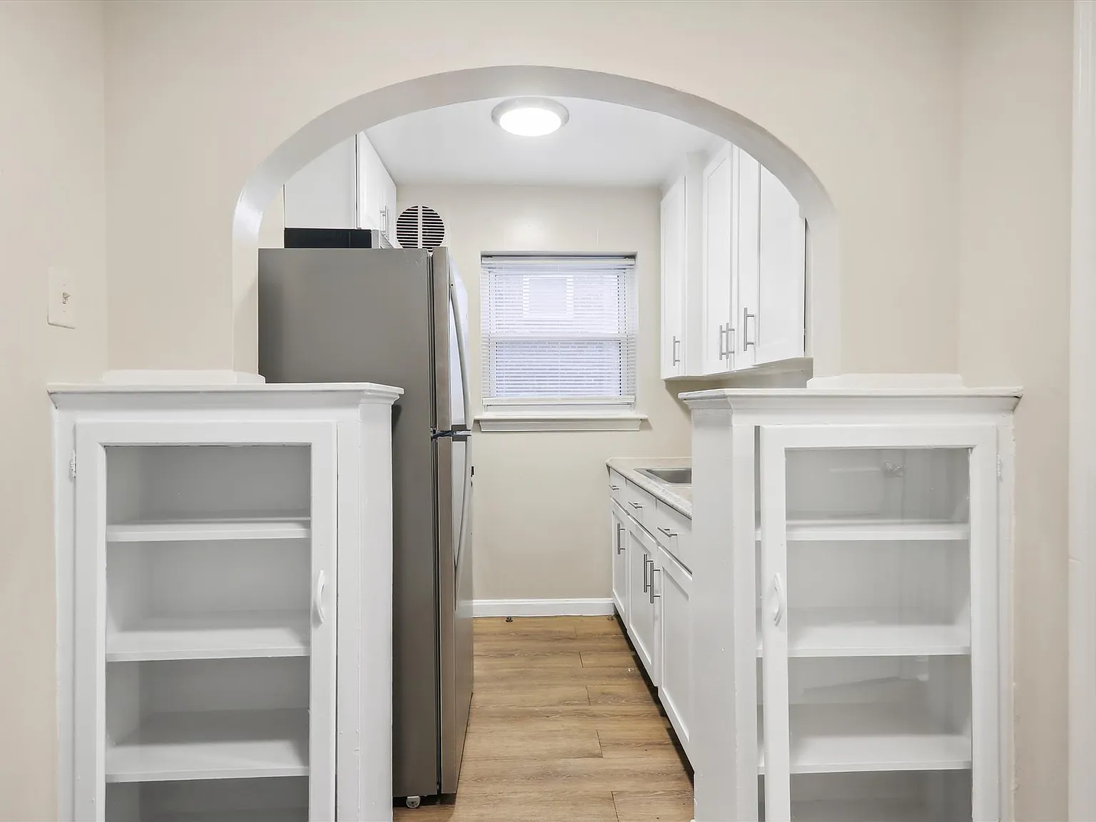 1 bed, $1,517 — Photo 2