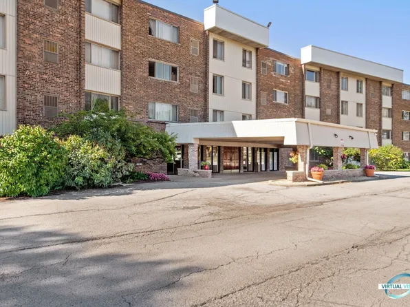 841 N York St APT 202, Elmhurst, IL 60126