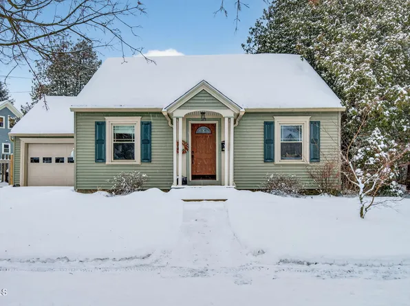 123 Sanford Street, Glens Falls, NY 12801