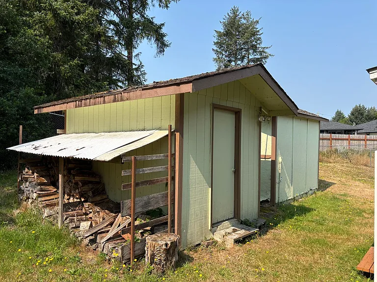737 Wood Duck Ave SE — Photo 31