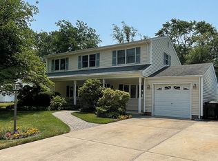 29 Roy Rd, Middletown, NJ 07748