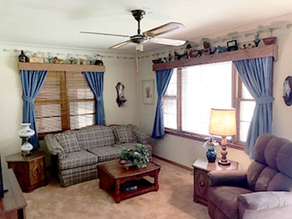 4th image of 1107 Florence Dr