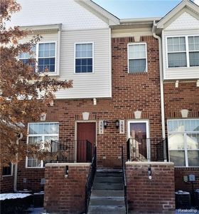 1661 Campau Farms Cir #28/11, Detroit, MI, 48207
