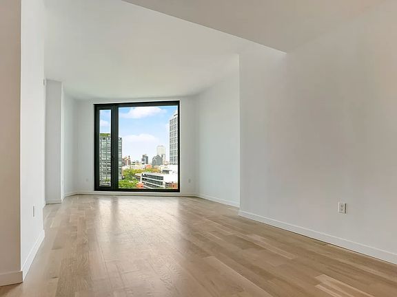 2nd image of 329 Broadway #704