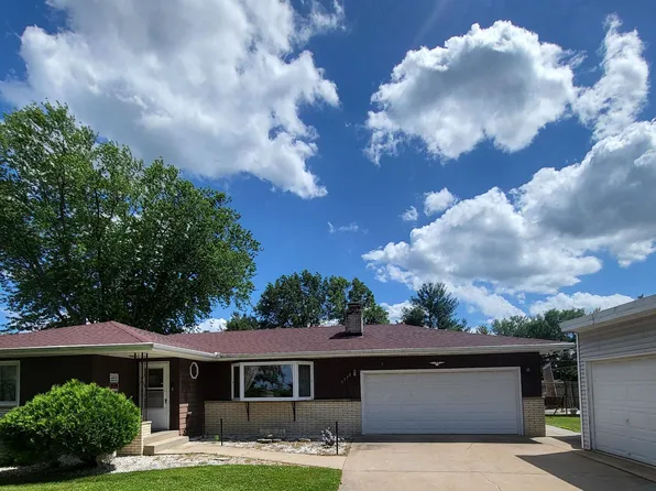 6922 Senippa Rd, Rockford, IL 61102