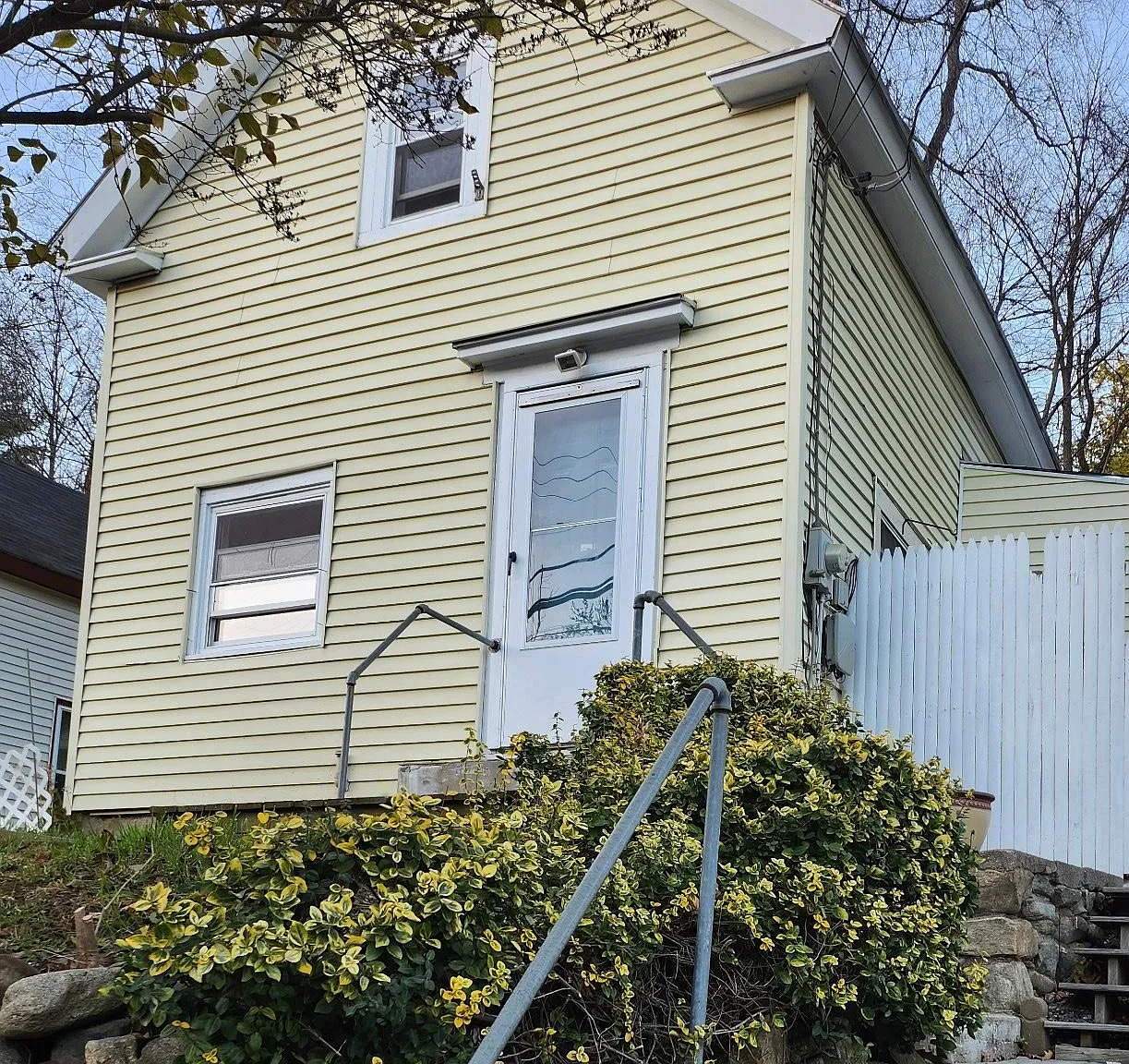 334 Main St — Photo 1