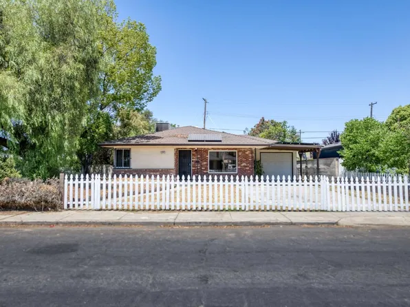 4205 E Brentwood Ave, Fresno, CA 93703