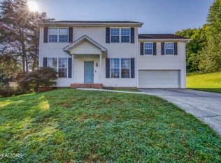 8710 Finchwood Ln, Knoxville, TN 37924