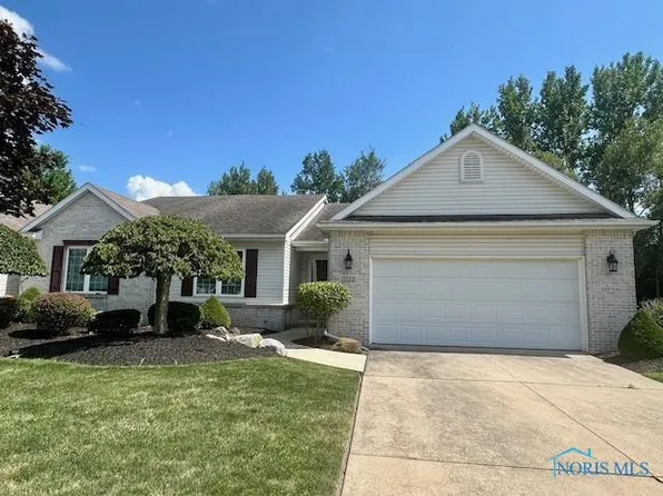 5122 Wynnpark Dr, Oregon, OH 43616