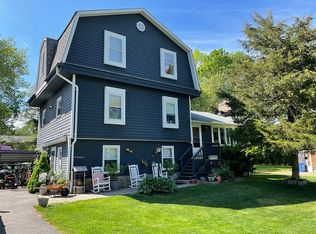 40 Carriage Ln, Kingston, RI 02881