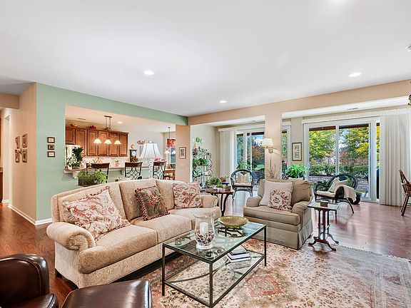 2nd image of 3769 Canton Cir