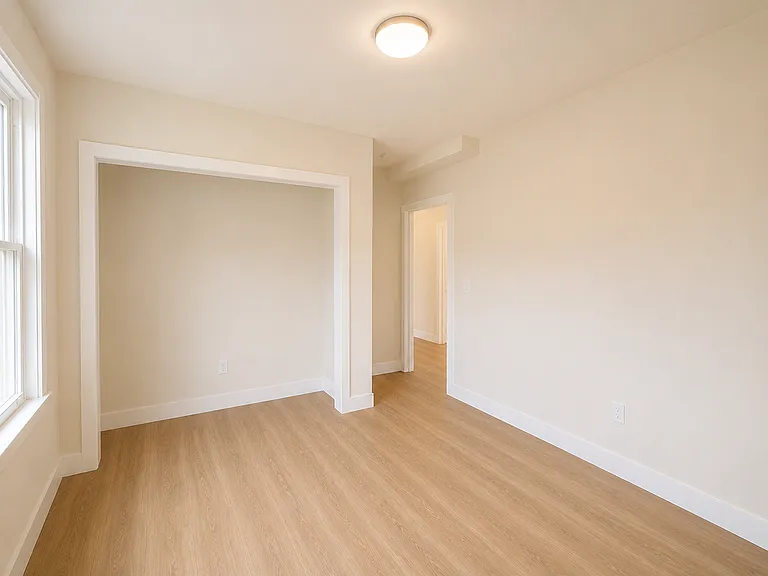 166 N Main St — Photo 10