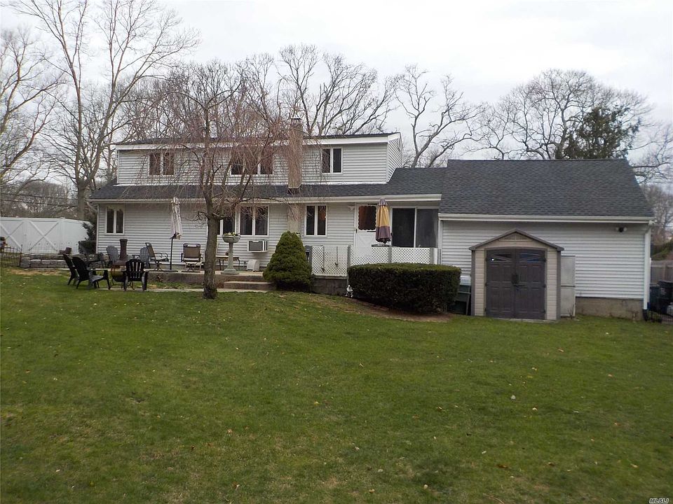 2nd image of 49 Leeds Blvd