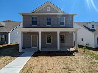1056 Fairfield Dr, Seneca, SC 29678