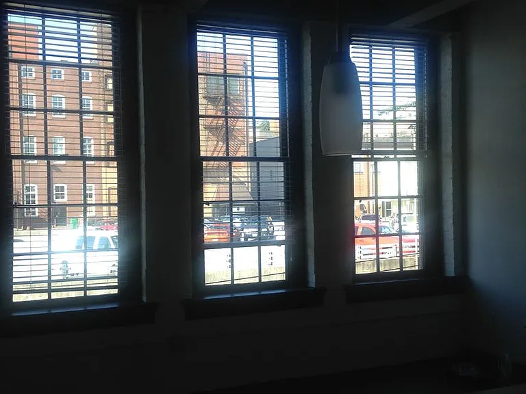 River Lofts West — Photo 24