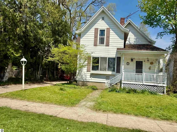 513 Walnut St, Alma, MI 48801
