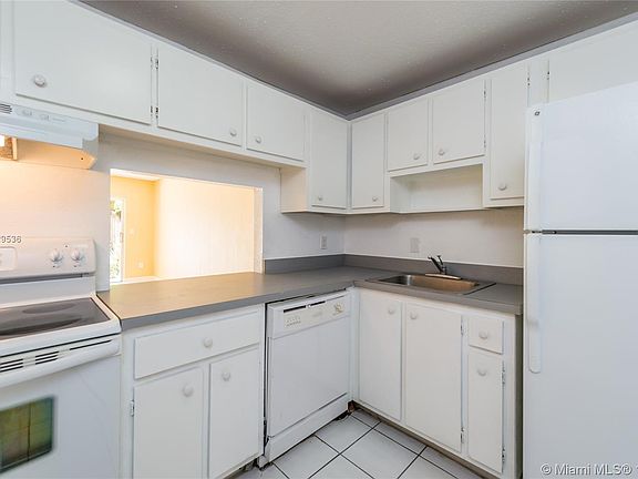 2nd image of 9974 N Kendall Dr APT 1005